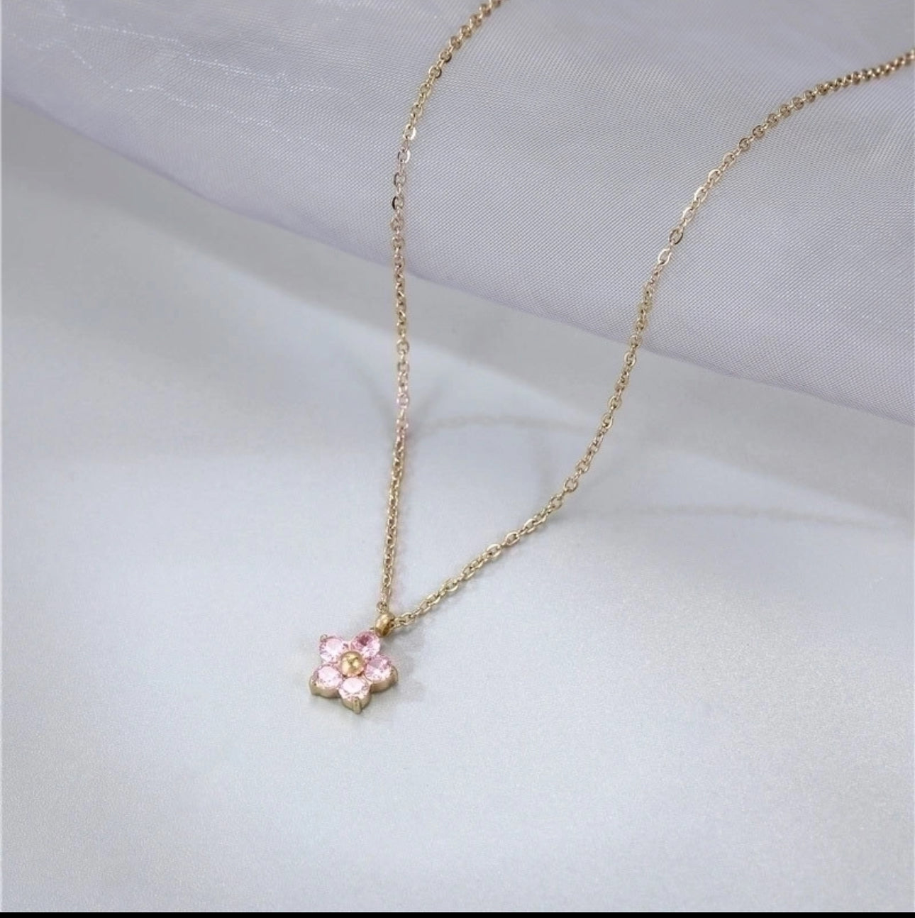 Flor Necklace