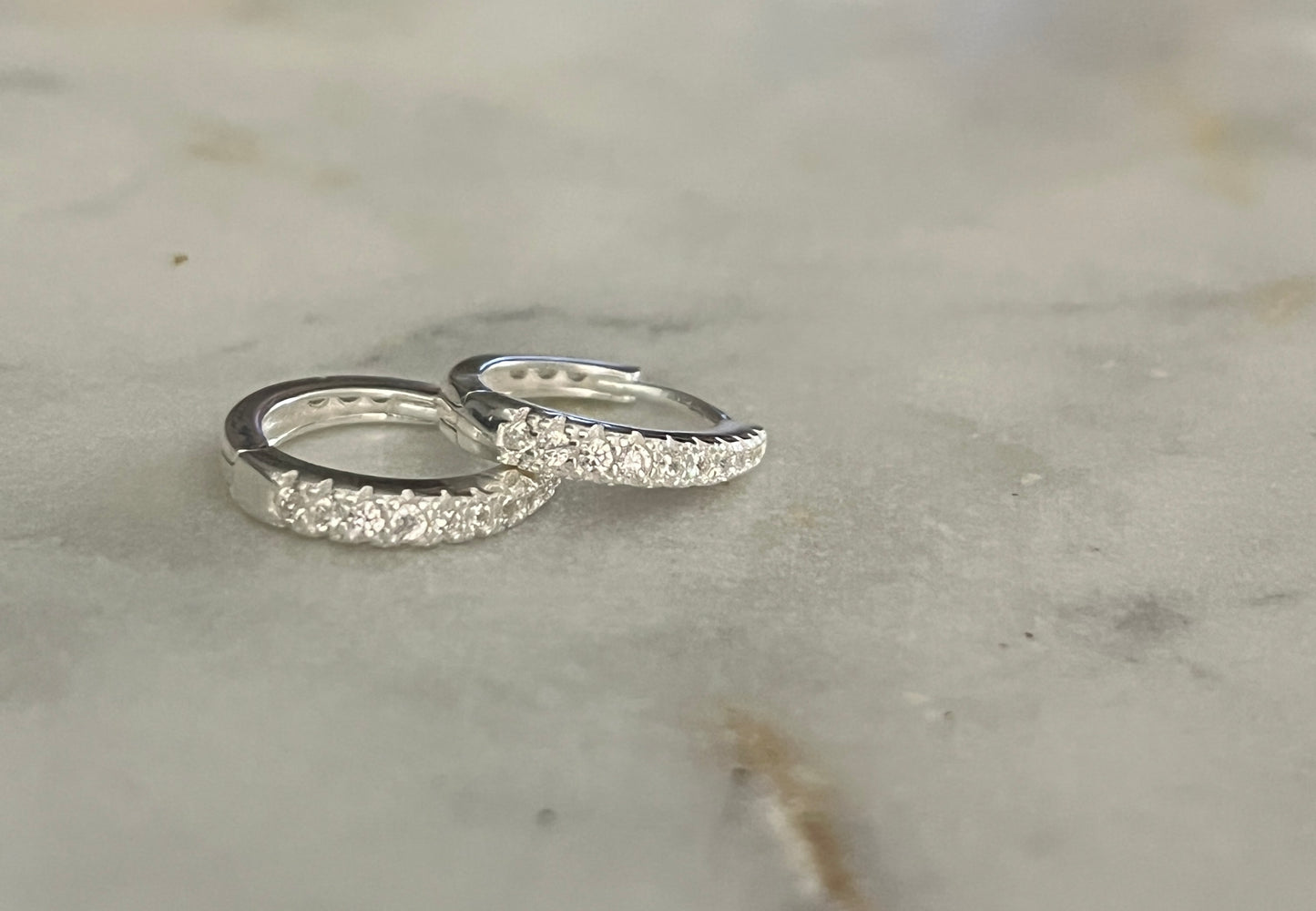 Mia Mini Hoops